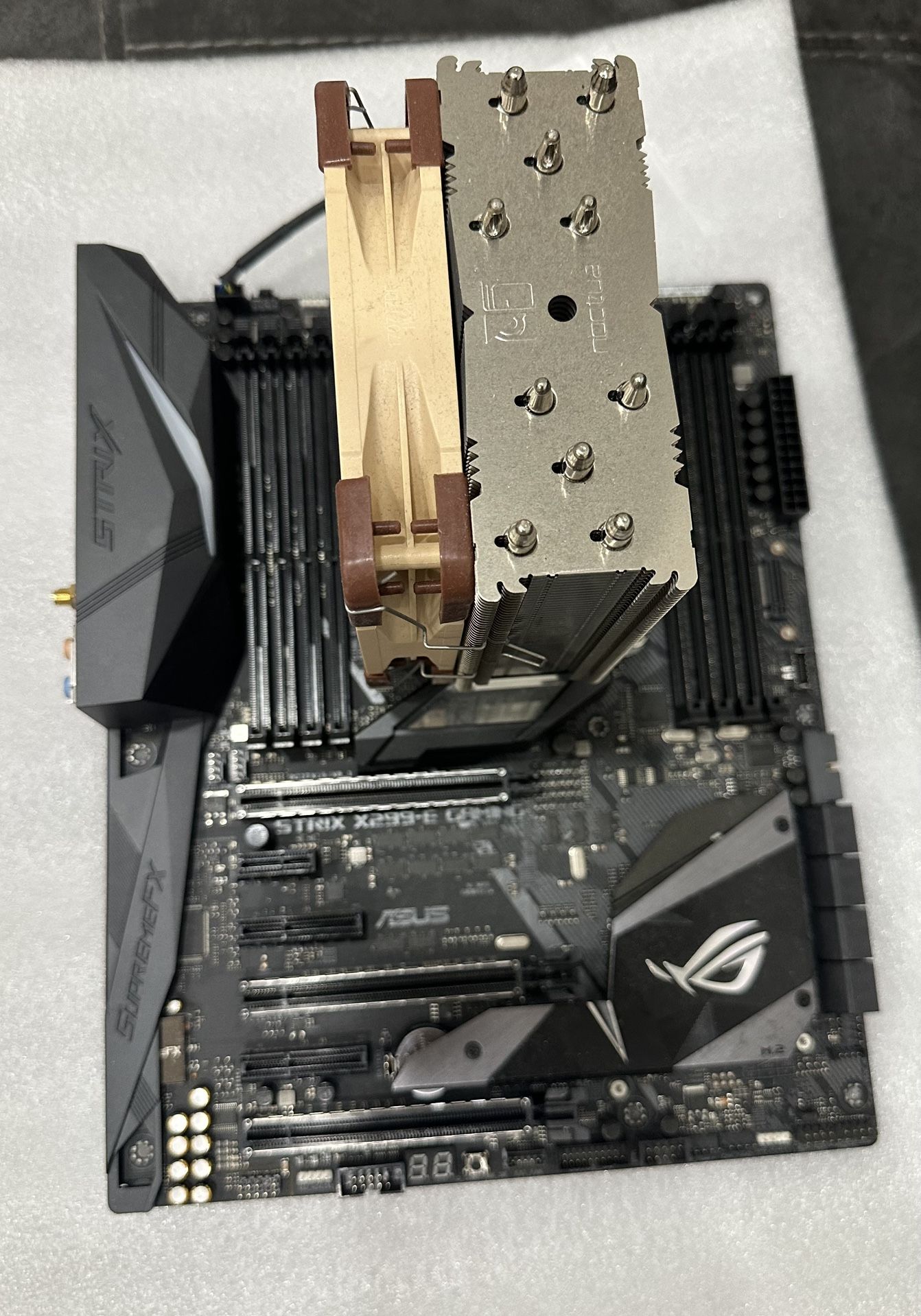 ASUS X299-E GAMING STRIX DDR4 ATX Desktop Computer Motherboard, CPU i7-7820X,