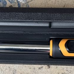 1/2 in. Drive 25-250 ft./lbs. Electronic Torque Wrench