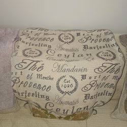 Pillow Zipper Covers -Size four 21 x 21