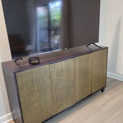 Tv Stand Or Credenza Buffet