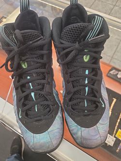 Nike Shoes size 6.5 y