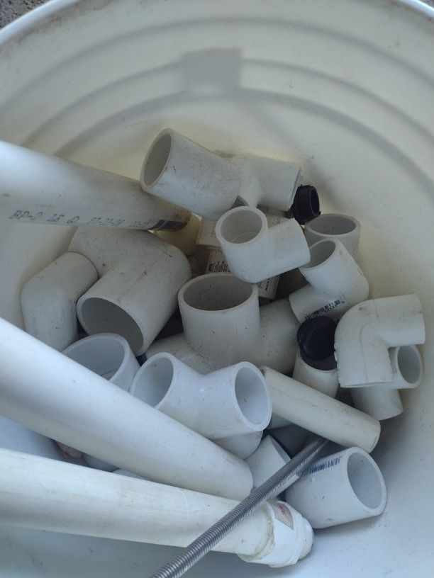 Lots Of Fittings In 5 Gallon Bucket