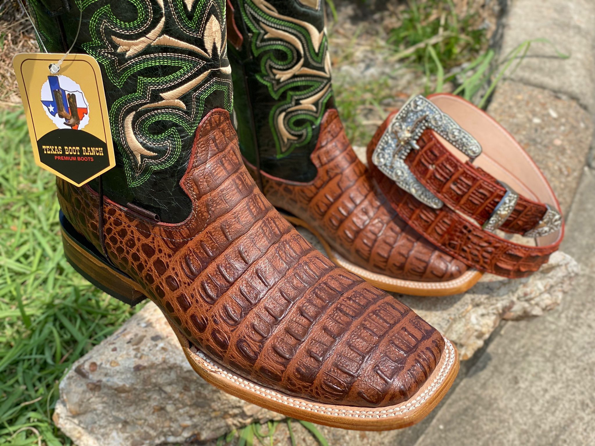 Men\'s Brown Leather Boots and Belt Set ? BELT N BOOTS IS LIVE ? ? WIN THIS STUNNING R.M.  main image 3