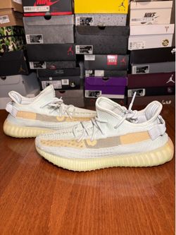 Size 9.5- Adidas Yeezy Boost 350 V2 ‘Hyperspace’