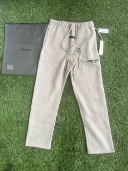 ESSENTIALS SWEATS