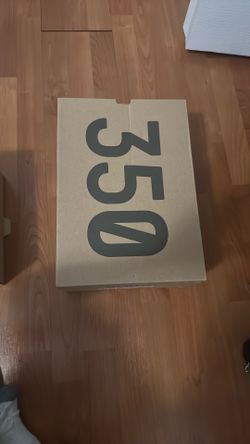 yeezy boost 350 V2 size : 11 1/2