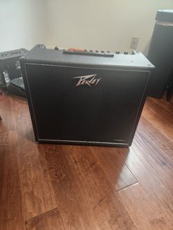 Peavey VYPYR X3 100W Modeling Amp + Sanpera II Foot Controller
