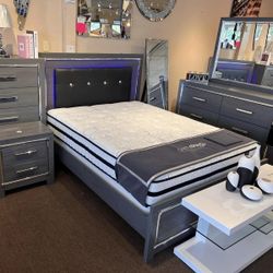 New⛲$10 Down Payment Finance ⛲Lodanna Led Panel 5 Piece Queen Bedroom Set ( Queen Bed/ Dresser/ Mirror/ Chest and Nightstand )