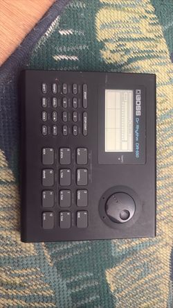 Drum machine Boss Dr Rhythm 550 good condition