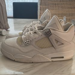 Pure money Jordan 4’s