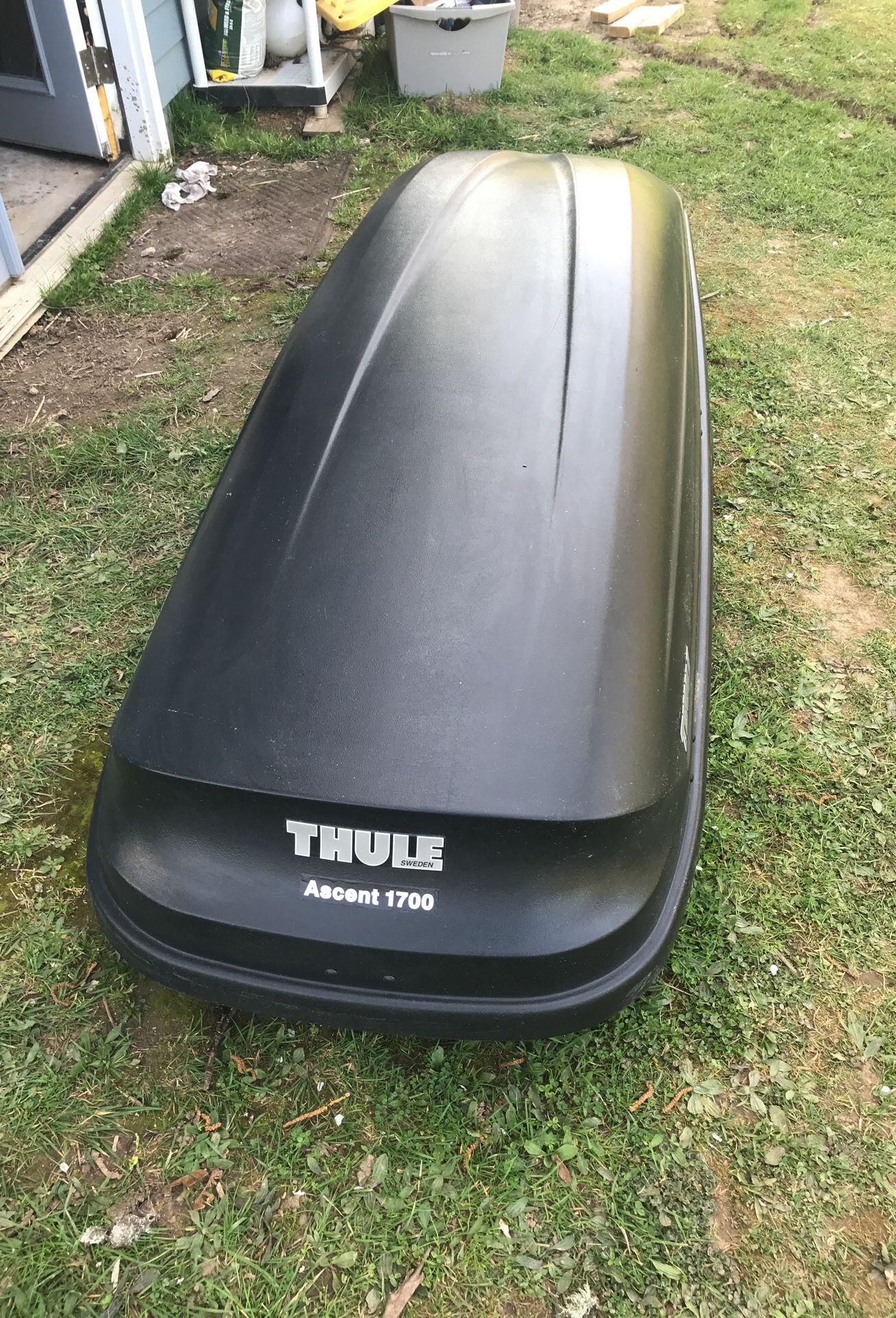Thule 605 Ascent 1700 Rooftop Cargo Box (Black)