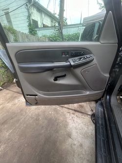 Electric doors 2005 Chevy Silverado oem part