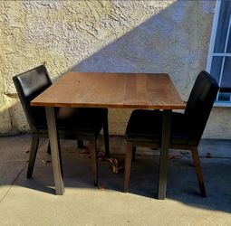 Crate & Barrel - 2 Leather Chairs & Table
