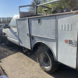 2000 Chevy Utility Truck