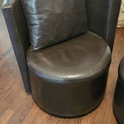 Leather Swivel Chairs 