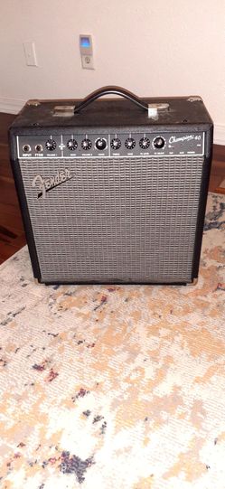 FENDER CHAMPION 40 WATT Electric Guitar  AMP  $150