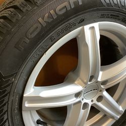Nokian Lightly Used Snow Tires And Wheels