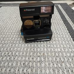 Polaroid Sun 660 600 Film Camera 