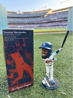 Dodgers bobblehead SGA 2025 Teoscar Hernandez