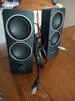 I am selling these 2 pairs of computer speakers.  $20each