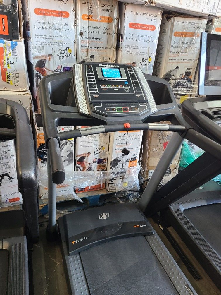 Nordictrack T6.5 treadmill- 10% incline 10mph max speed - 399$ -