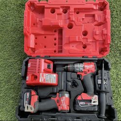 Milwaukee Combo Kit Hammer Drill 1/2” And Impact Driver 1/4” Charger And 2 Batteries 5.0 M18