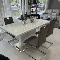 Dining Table Set 5 PCs 