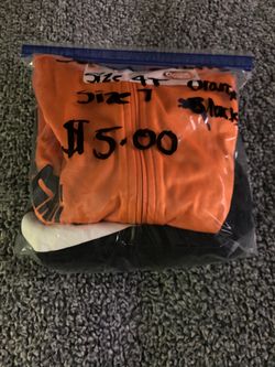 Boys sweat shirts 2 in package