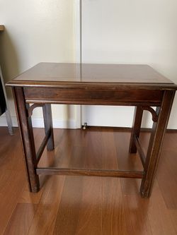 Wood Stand 2