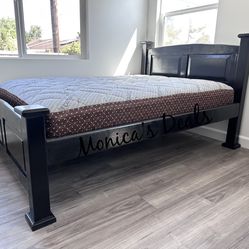 Full Solid Wood Bed With Mattress $440