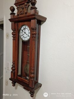 Antique Vienna RegulatorWall Clock