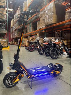Dual-motor electric scooter