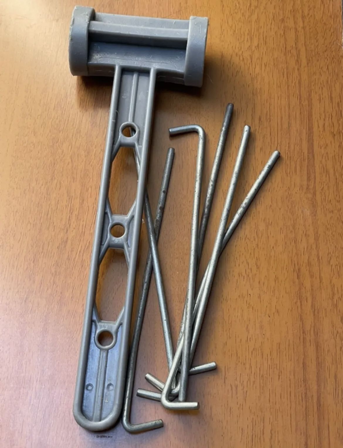 stakes and plastic hammer