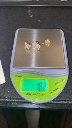 10K Gold .16 Diamond earrings
