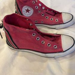 Converse All Star Women’s Shoes - Size 7 - Unique Zipper Back Design