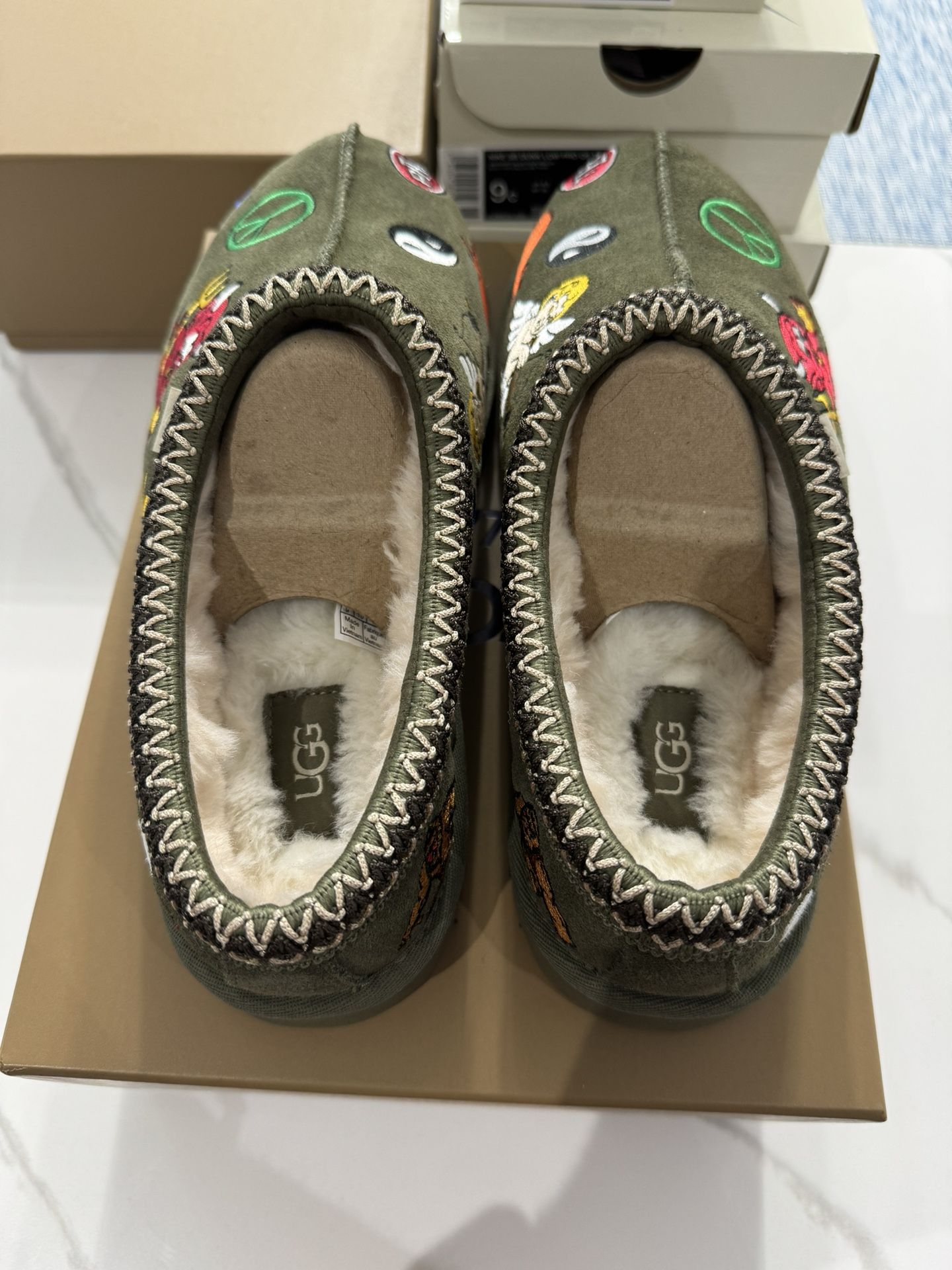 UGG Tasman Slipper Palace Burnt Olive Size 9 Men 10 Women UGG Tasman Slipper Palace Burnt Olive Size 9 Men 10 Women