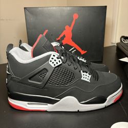 Air Jordan 4 Retro "Bred 2019" | Size 9.5