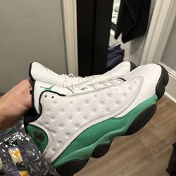Jordan 13 Lucky Green Size 9