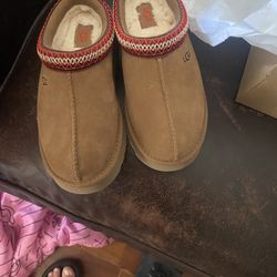 Uggs Size 1 Girls 