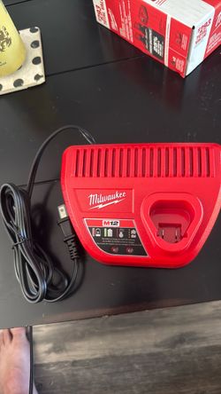 Milwaukee M12 Battery Charger - Brand New