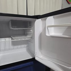 Small Fridge 
