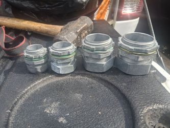 Bridgeport Rain Tight EMT Connectors