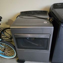 Whirlpool Dryer WED7500GC0