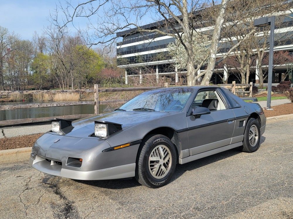 1985 Pontiac Fiero