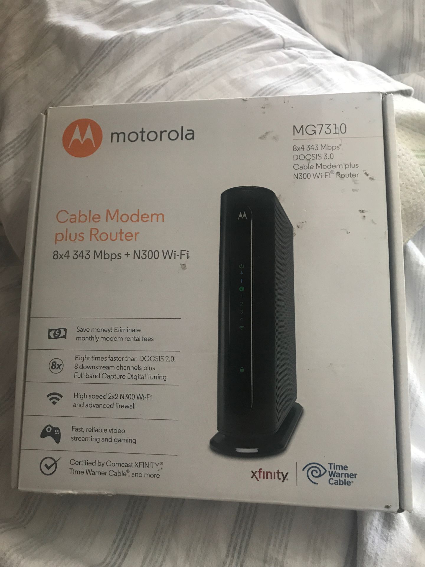Motorola MG7310 Cable Modem Plus Router