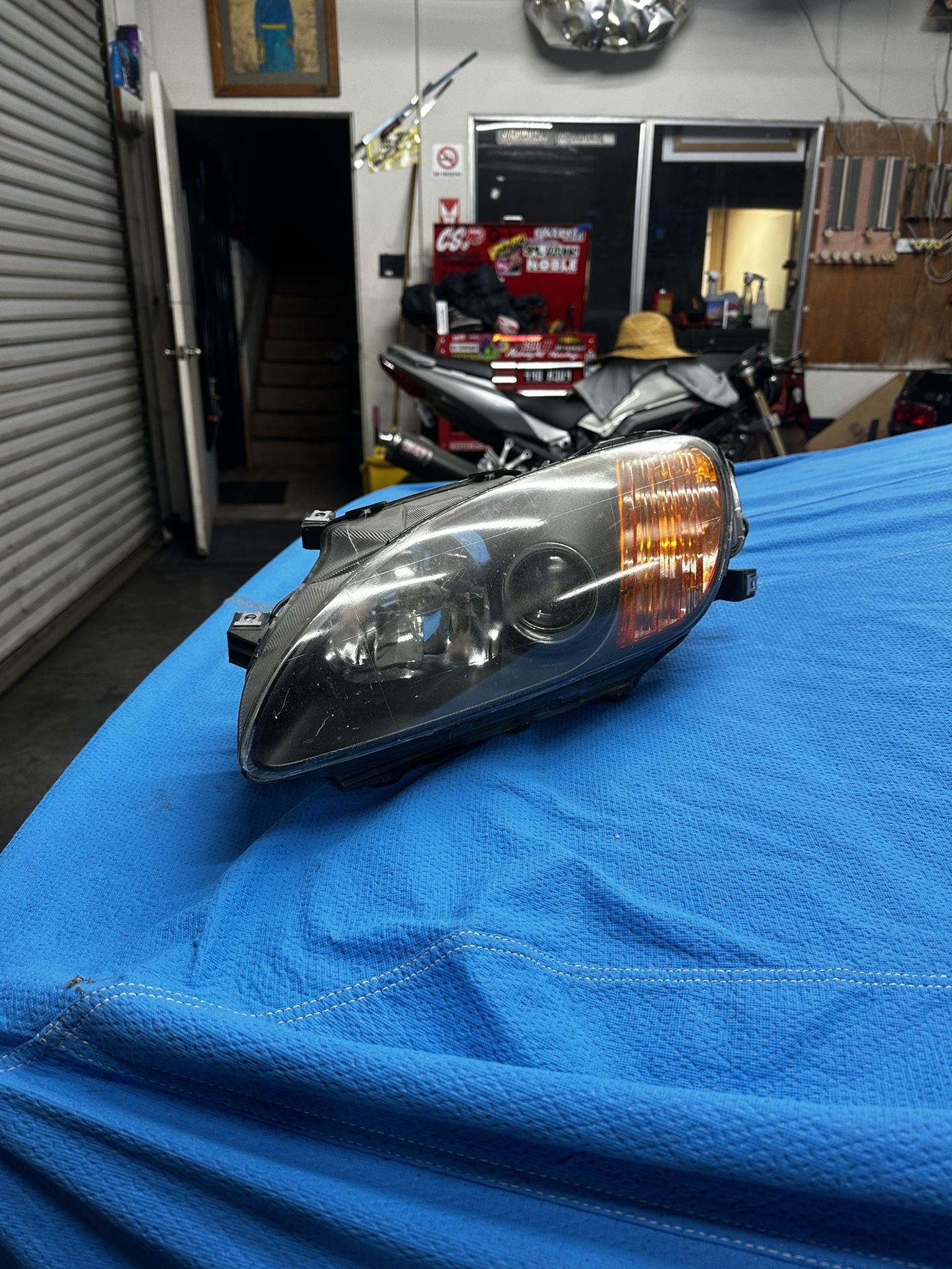 ap1 s2000 headlights OEM (pair)