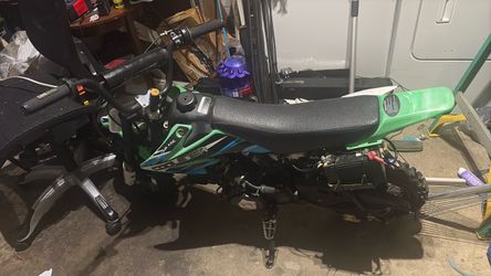 Dirt bike