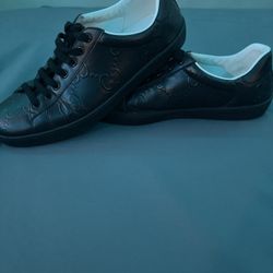 Gucci shoes, size 10
