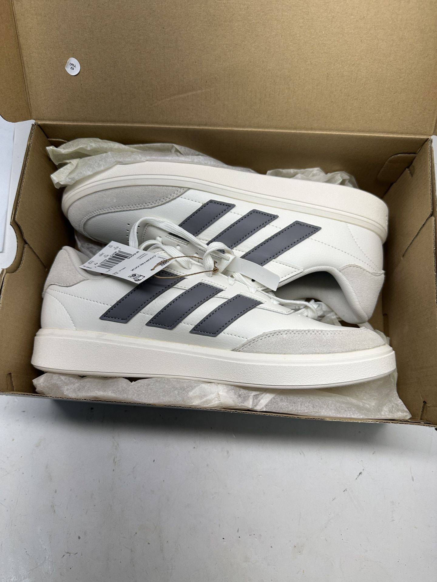 Sneaker Adidas Men’s Courtblock Size 10#45269