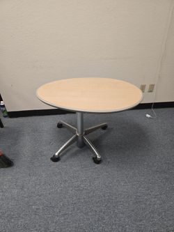 Adjustable Height Oval Table with Casters